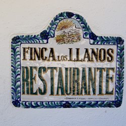 Restaurante Finca los Llanos - This restaurant has traditional las Alpujarras meal including egg with ham soup, fried egg with potatoes and hams.