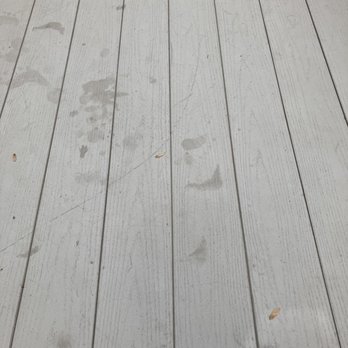 Perfect Power Wash - What a "clean" deck looks like - Pressure Washers Near Me - Warrendale, Pennsylvania