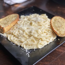 The 11th Street Precinct Bar & Grill - Linguine Alfredo