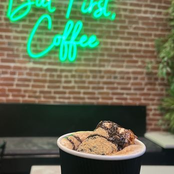 Tellus Coffee - S'mores mocha with toasted marshmallow on top - Coffee Roasteries Near Me - Walnut Creek, California Tellus Coffee - S'mores mocha with toasted marshmallow on top - Coffee Roasteries Near Me - Walnut Creek, California