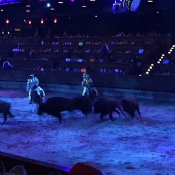 Dolly Parton's Stampede - During the show - Performing Arts Near Me - Pigeon Forge, Tennessee