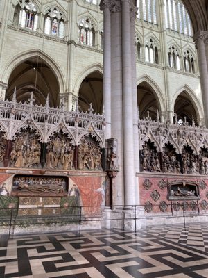 Cathédrale Notre-Dame d'Amiens by null