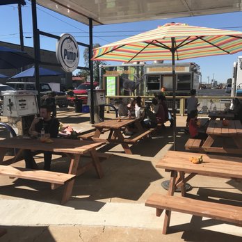 City Pump - Outdoor seating - Food Trucks Near Me - Rogers, Arkansas City Pump - Outdoor seating - Food Trucks Near Me - Rogers, Arkansas
