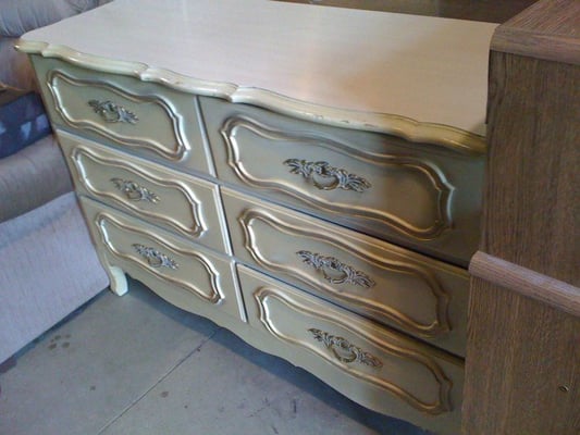 The Brown Elephant - Oak Park by null