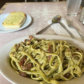 Uncle Vito's Pizza - Fettuccini Siena - Pizza Near Me - San Francisco, California