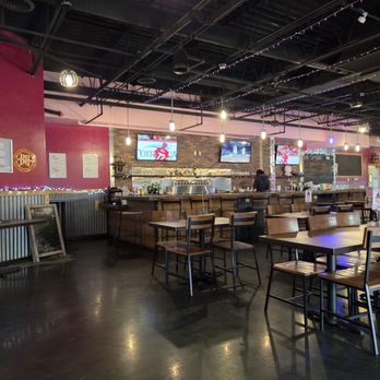 Gigis Betchin Chick-N - Breakfast & Brunch Near Me - Silverthorne, Colorado