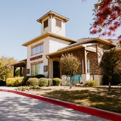 Animal Emergency Hospital of North Texas