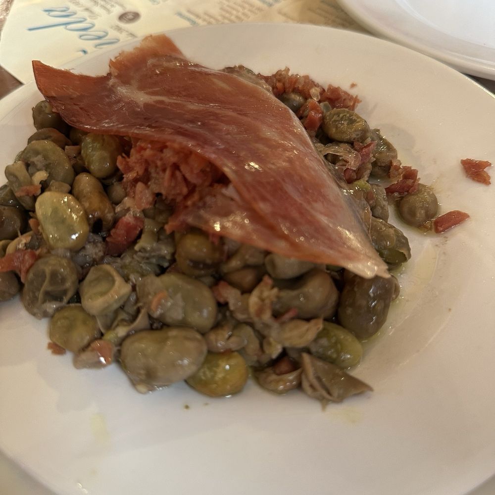 Bodegas Castañeda - Broad beans with jamon - Spanish Near Me - Granada, GR