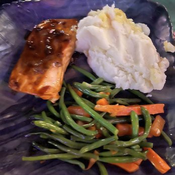 Katie O'Byrne's - Salmon with mashed potatoes - Irish Near Me - Schenectady, New York