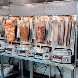 Abu Omar Halal - Medical Center - Meats on spit
