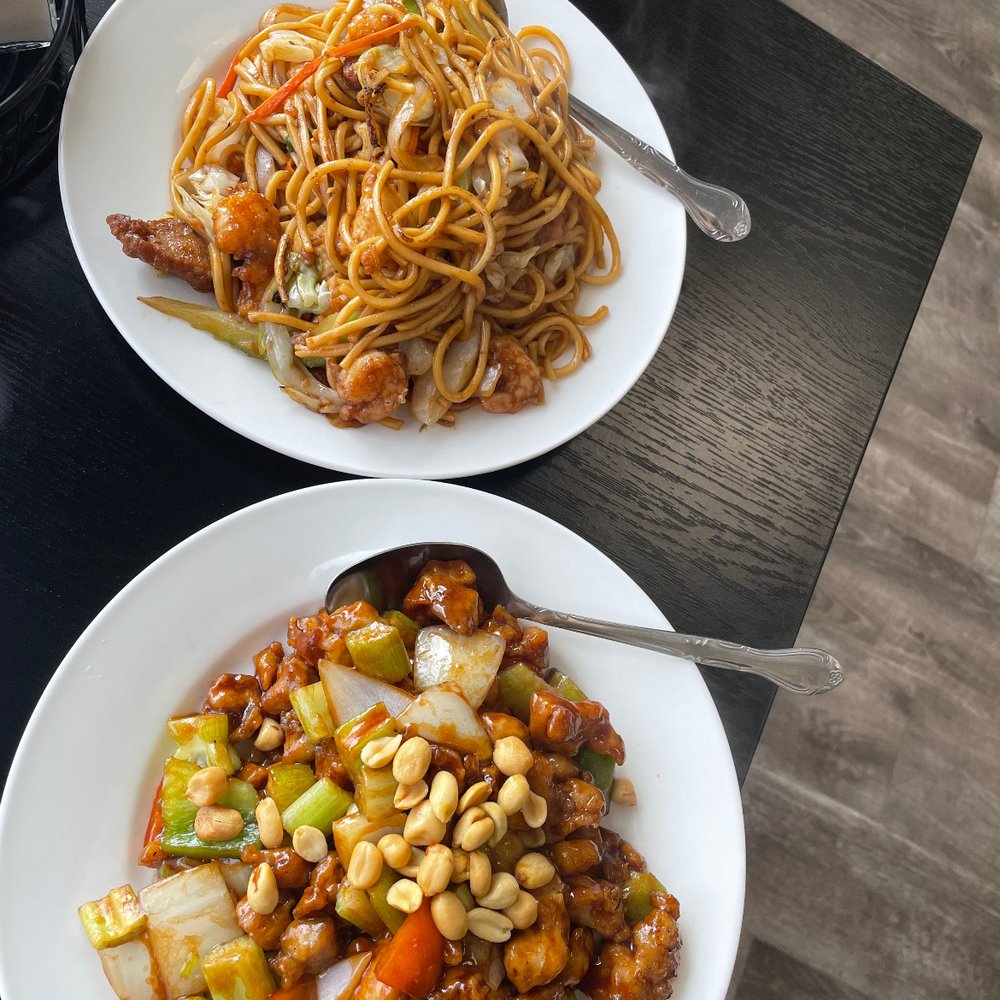Jiayuan Dumpling House - Kung Pao Chicken and Stir Fried Noodles. Fresh and Steaming! - Szechuan Near Me - Redondo Beach, California Jiayuan Dumpling House - Kung Pao Chicken and Stir Fried Noodles. Fresh and Steaming! - Szechuan Near Me - Redondo Beach, California