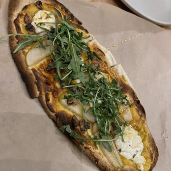 True Food Kitchen - Truffle Honey and Pear Flatbread the review was only reviewing this it will be a 5 stars. - New American Near Me - Hackensack, New Jersey