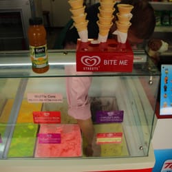Johnson Takeaways - Streets flavours.