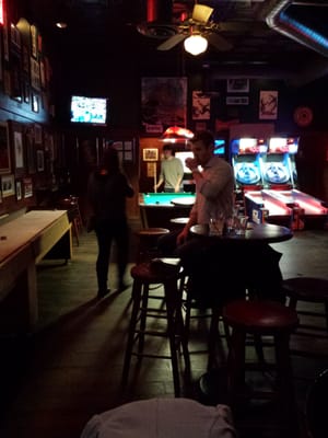 Three Dogs Tavern by null