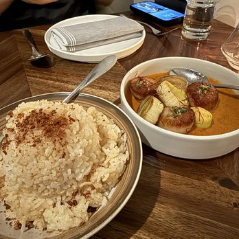 Musang Seattle - Garlic Fried Rice and Kabibi Alavar - Filipino Near Me - Seattle, Washington Musang Seattle - Garlic Fried Rice and Kabibi Alavar - Filipino Near Me - Seattle, Washington
