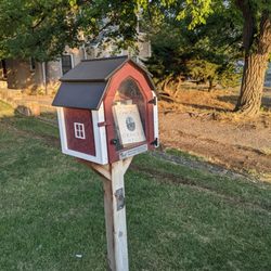 Little Free Library - Little Free Library, Roswell