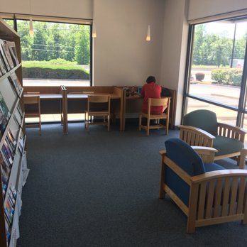 St. Louis County Library - Eureka Hills Branch - Libraries Near Me - Eureka, Missouri