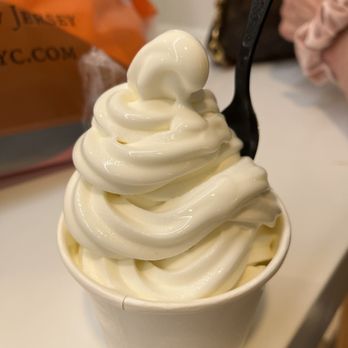Forty Carrots - Forty Carrots Frozen Yogurt - Breakfast & Brunch Near Me - New York, New York