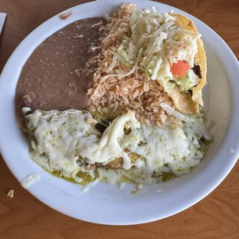 Los Jarritos Restaurants - #6. Chile Relleno with hard shredded beef taco . Chile Relleno was a little bit on the slim side and still had the seeds inside . - Mexican Near Me - Pomona, California Los Jarritos Restaurants - #6. Chile Relleno with hard shredded beef taco . Chile Relleno was a little bit on the slim side and still had the seeds inside . - Mexican Near Me - Pomona, California