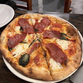 Armando's - Pepperoni personal pizza - Italian Near Me - Orlando, Florida Armando's - Pepperoni personal pizza - Italian Near Me - Orlando, Florida