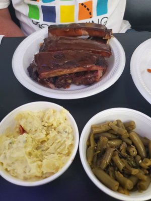 Pollard's Bar-B-Que by null
