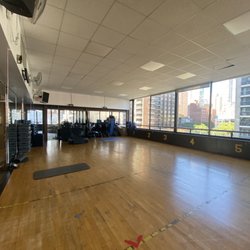 CompleteBody Midtown East - Love the spacious studio when there's isn't no classes you can always stretch or workout here