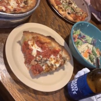 Star Pizza - Starburst Starburst Spinach Salad - Pizza Near Me - Houston, Texas