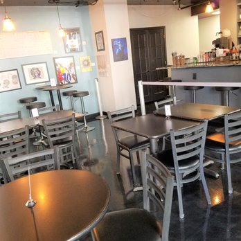 The Block Bistro And Grill - bar & dining area - American Near Me - Indianapolis, Indiana