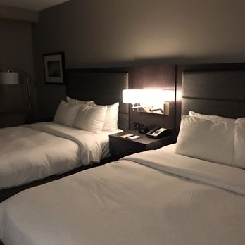 DoubleTree by Hilton Hotel Bloomington - Hotels Near Me - Bloomington, Illinois DoubleTree by Hilton Hotel Bloomington - Hotels Near Me - Bloomington, Illinois