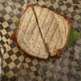 a Baalti sandwich