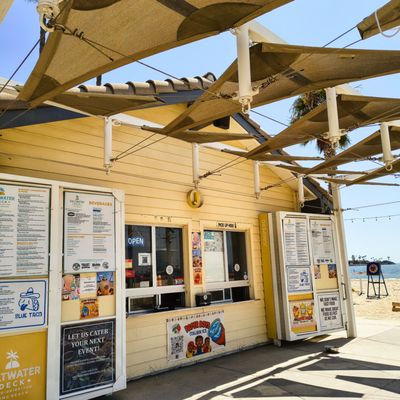 SALTWATER DECK by null