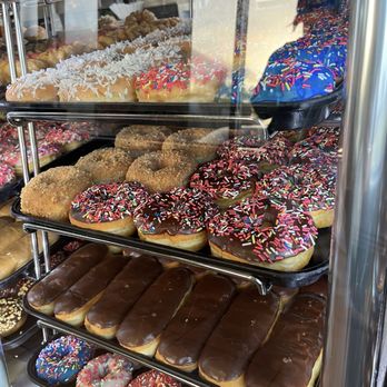 Yum Yum Donuts - Donuts Near Me - La Mesa, California Yum Yum Donuts - Donuts Near Me - La Mesa, California