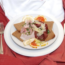 Il Ciliegio dell'Etna - un piatto raffinato del Ristorante "Il Ciliegio dell'Etna"