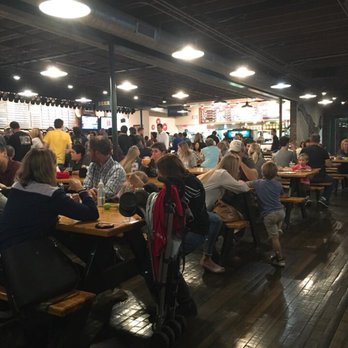 Pinthouse Pizza - Inside on Friday Night - Pizza Near Me - Austin, Texas Pinthouse Pizza - Inside on Friday Night - Pizza Near Me - Austin, Texas