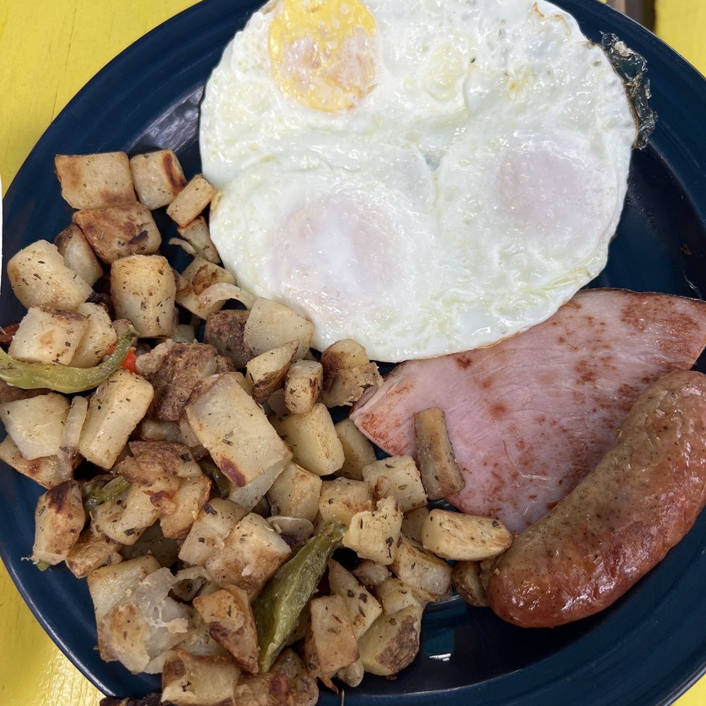 Comfort Cafe - Lone star - Breakfast & Brunch Near Me - Smithville, Texas