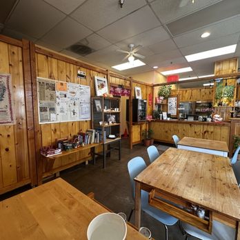 Oakland Tea House - Interior - Bubble Tea Near Me - Auburn Hills, Michigan Oakland Tea House - Interior - Bubble Tea Near Me - Auburn Hills, Michigan