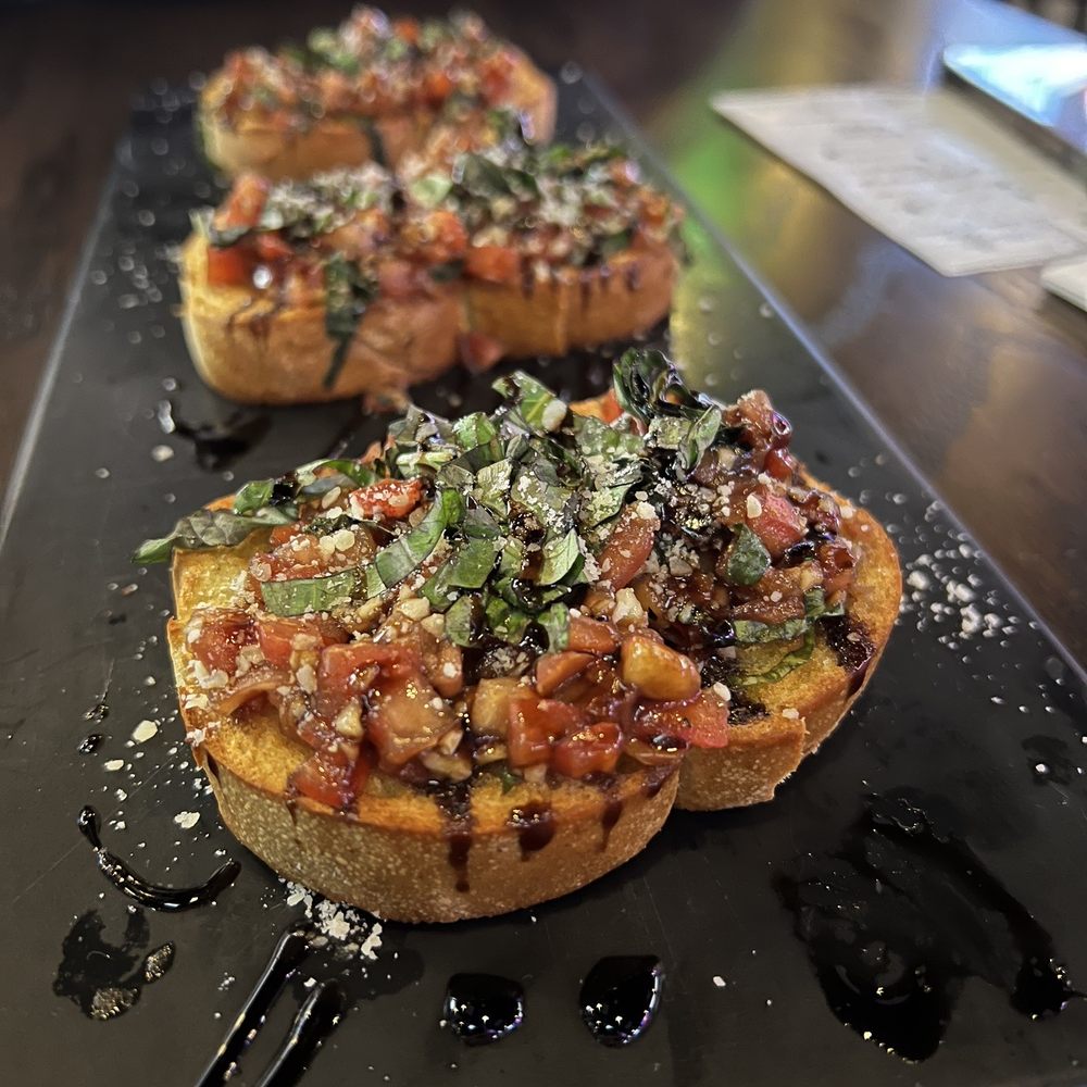 Bruschetta with Balsamic Glaze