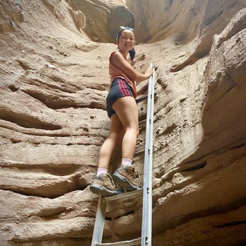 Painted Canyon - Up the big ladder! - Hiking Near Me - Mecca, California