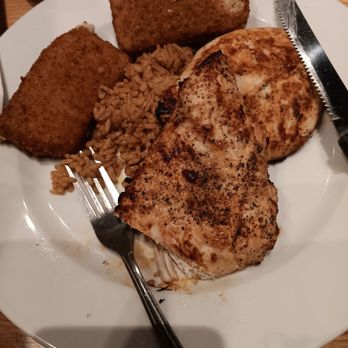 Chili's - Grill chicken and rice - Bars Near Me - Mount Airy, North Carolina