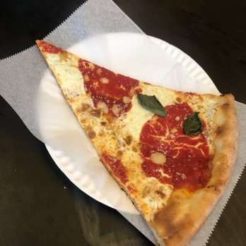 Table 87 - Industry City - Margherita pizza 6/10 - Pizza Near Me - Brooklyn, New York Table 87 - Industry City - Margherita pizza 6/10 - Pizza Near Me - Brooklyn, New York