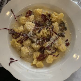 Catullo’s Italian - Pear Fiocchi - Wine Bars Near Me - Jacksonville, Florida Catullo’s Italian - Pear Fiocchi - Wine Bars Near Me - Jacksonville, Florida