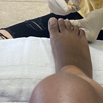 Green Nails Spa - She took her time prepping and shaping which I loved. I really loved her application. So glad I chose this spot! - Nail Salons Near Me - Los Angeles, California Green Nails Spa - She took her time prepping and shaping which I loved. I really loved her application. So glad I chose this spot! - Nail Salons Near Me - Los Angeles, California