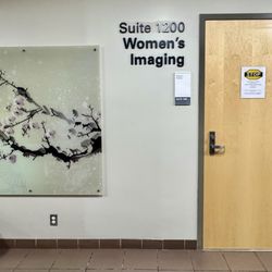 Women’s Imaging Center - Entrance