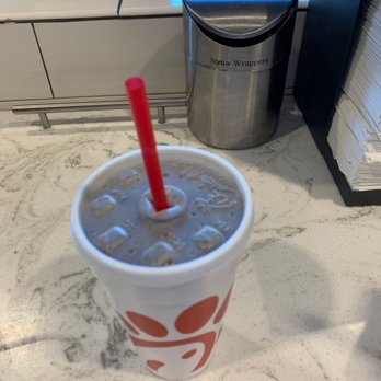 Chick-fil-A - Real straws!! And a little trash can for the wrappers so cute - Fast Food Near Me - Reno, Nevada