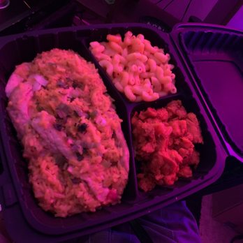 Young M's Eatery - Smothered Chicken Rice Plate - Soul Food Near Me - Fort Worth, Texas Young M's Eatery - Smothered Chicken Rice Plate - Soul Food Near Me - Fort Worth, Texas