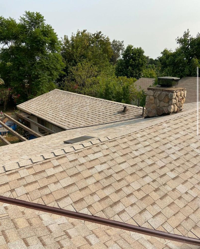 Slide of Universal Builders