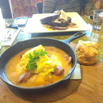 Bella's Cafe - Breakfast & Brunch Near Me - New Haven, Connecticut