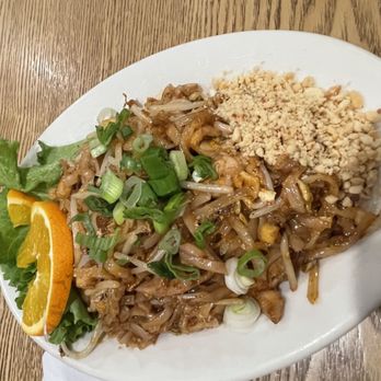 Thai Original BBQ - lunch special- chicken pad thai - Thai Near Me - Cerritos, California Thai Original BBQ - lunch special- chicken pad thai - Thai Near Me - Cerritos, California