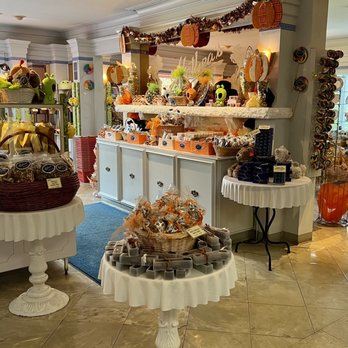 Alethea's Chocolates - Yummmm! - Desserts Near Me - Williamsville, New York Alethea's Chocolates - Yummmm! - Desserts Near Me - Williamsville, New York