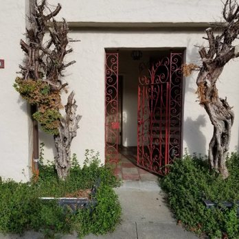 GCSF Pavers & Landscape - Before Front - Artificial Turf Near Me - Burlingame, California